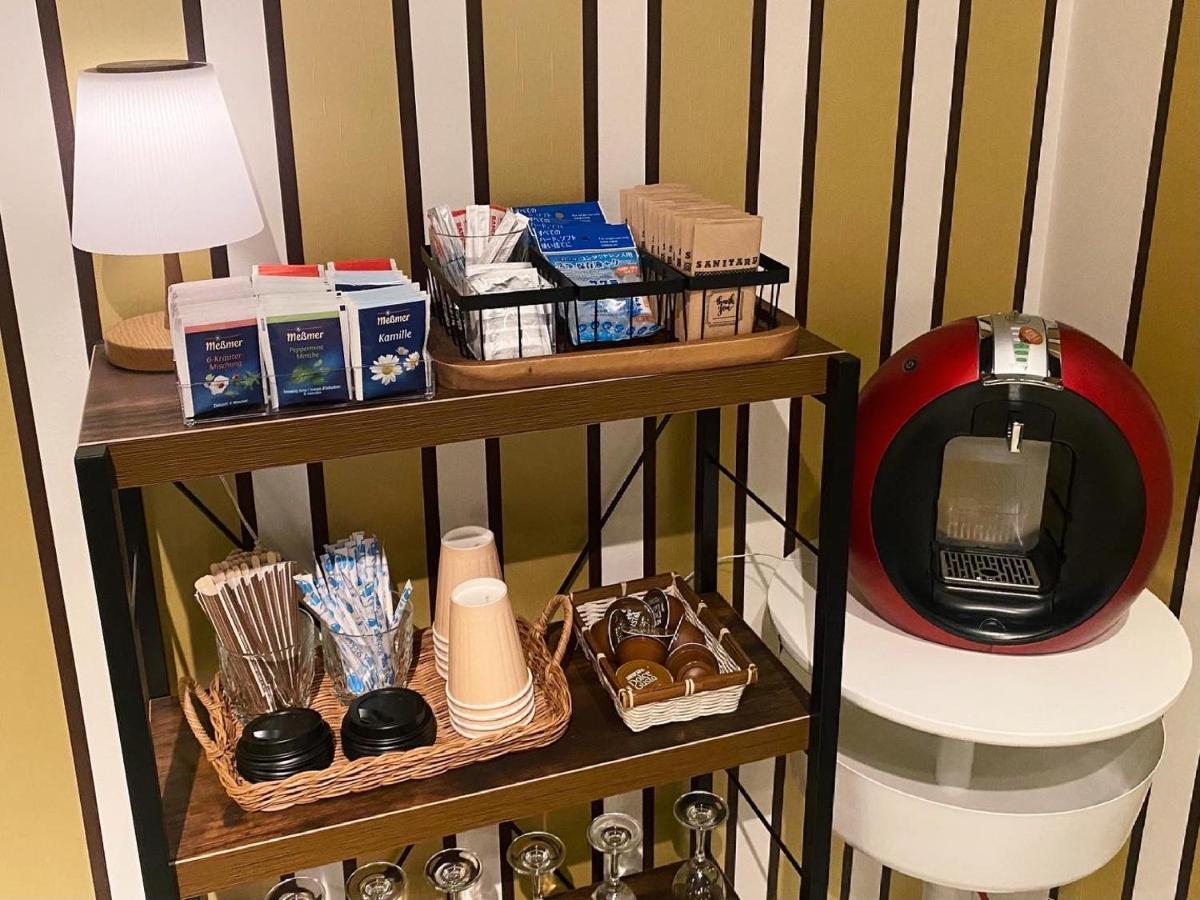 Culti Earl Hotel Осака Екстериор снимка