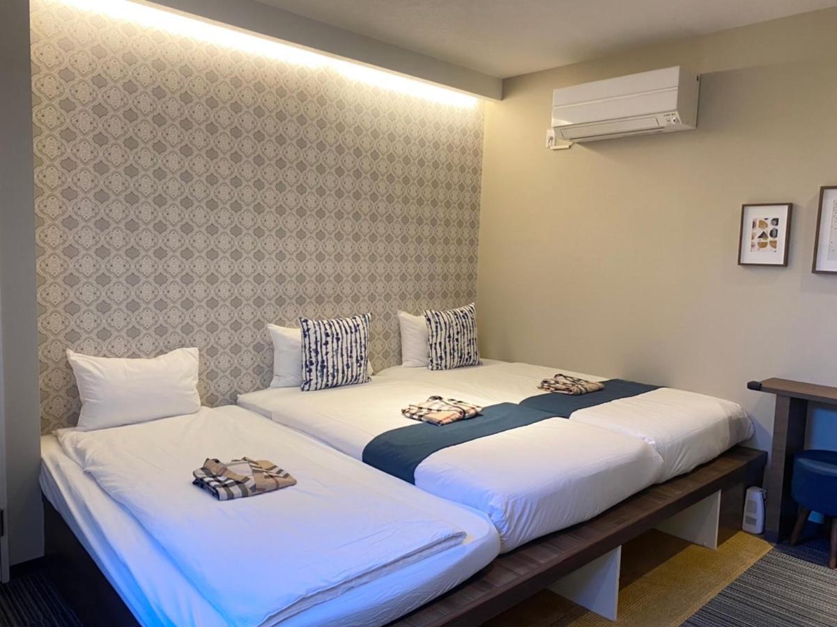 Culti Earl Hotel Осака Екстериор снимка