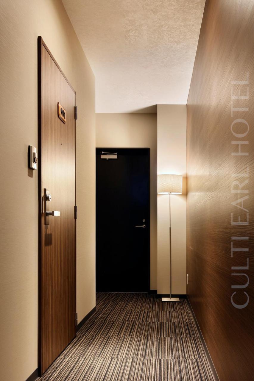 Culti Earl Hotel Осака Екстериор снимка